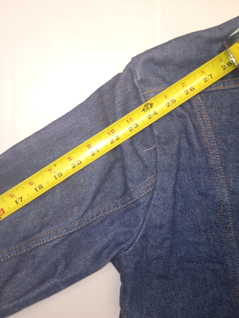 60's -70's Vintage Wrangler Men's Denim Trucker Jacket Made In The USA - Picture 11 of 15